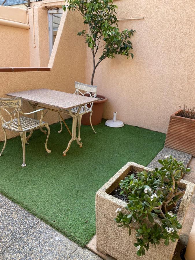 Hotel Saint Georges, Face A La Mer Canet-en-Roussillon Dış mekan fotoğraf