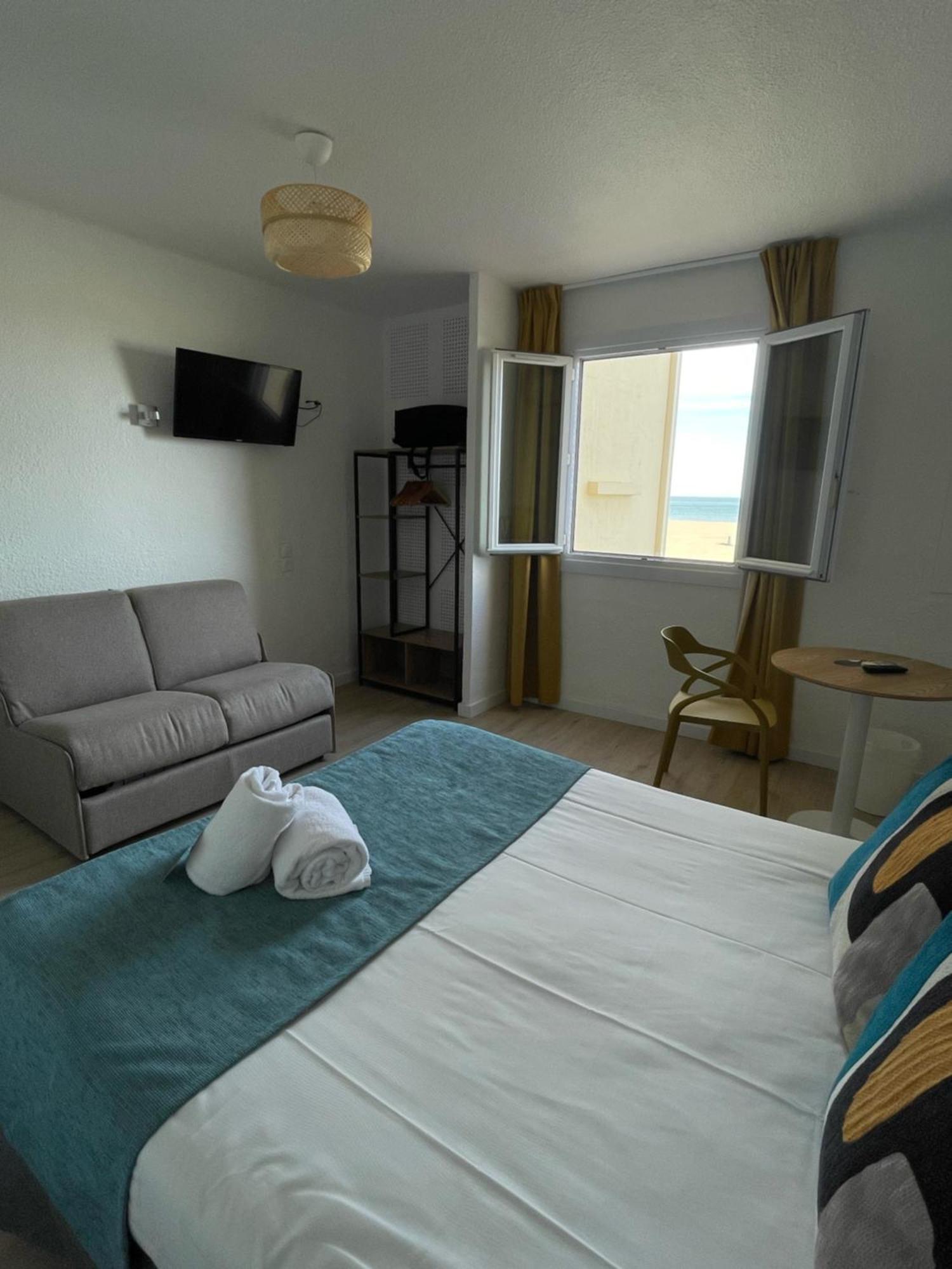 Hotel Saint Georges, Face A La Mer Canet-en-Roussillon Dış mekan fotoğraf